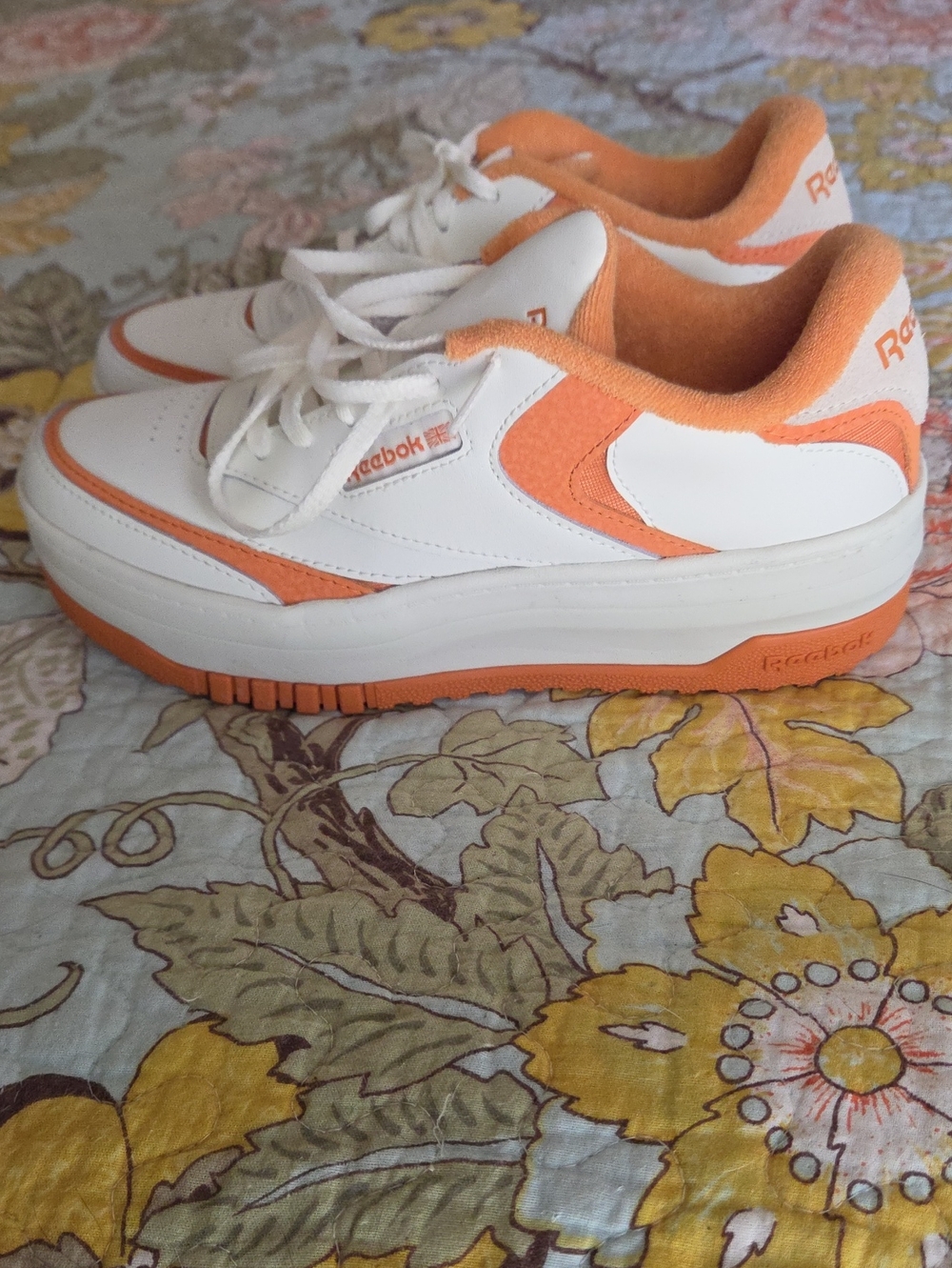 Reebok Club C Extra Girls Size 6  Platform Low-Top Sneakers Chalk/Sunbaked Clay